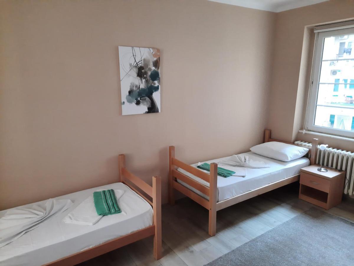 Petar Drapsin Hostel ベオグラード エクステリア 写真