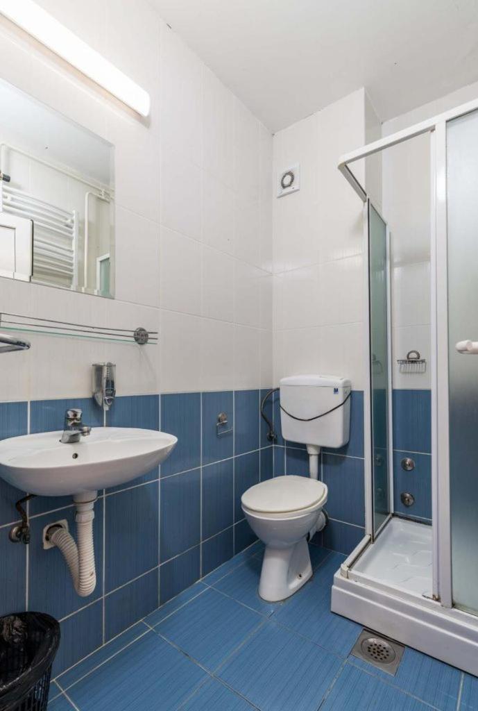 Petar Drapsin Hostel ベオグラード エクステリア 写真